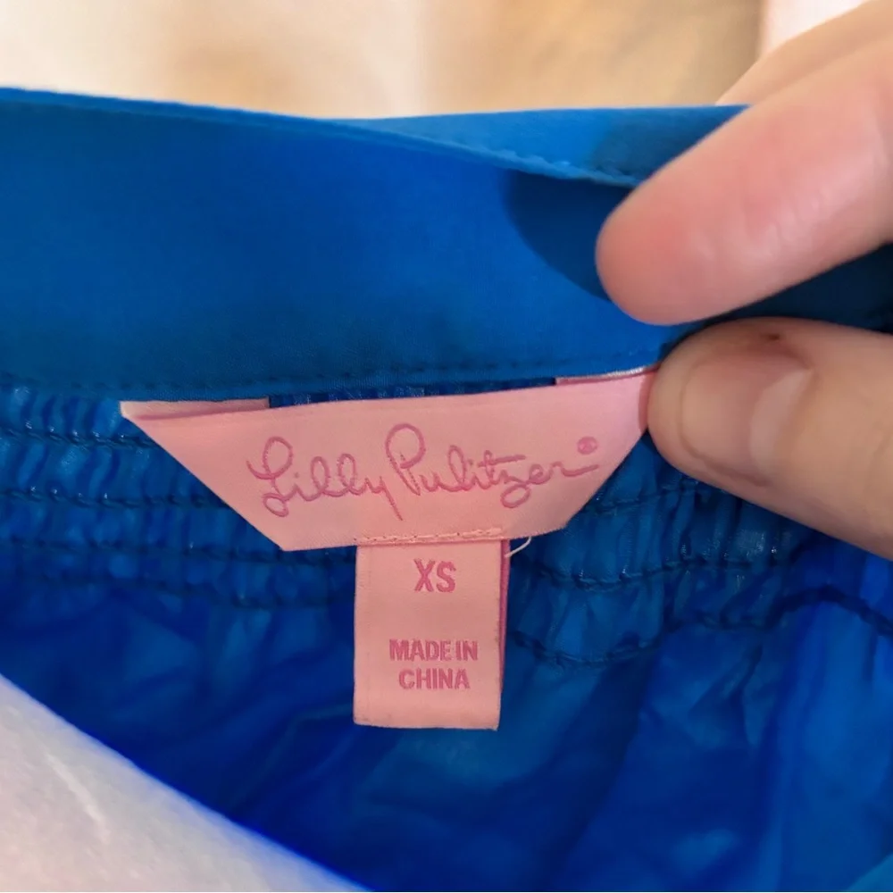 Lilly Pulitzer silk v neck blouse woman’s xs - Picture 6 of 9